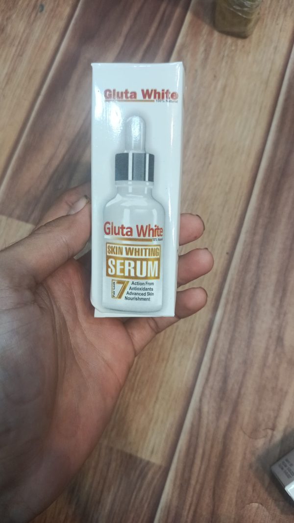 Gluta White Face Glowing Serum | Glutathione-based Brightening | Hydration & Antioxidant Protection 30 Ml